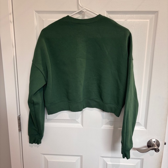 Urban Outfitters 1998 Graphic Cropped Crew Neck Pullover - Picture 6 of 8